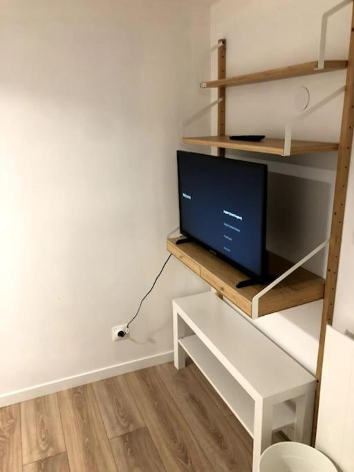 Studio V Proche Ligne 14 Kremlin Bicetre Apartment Arcueil Exterior photo